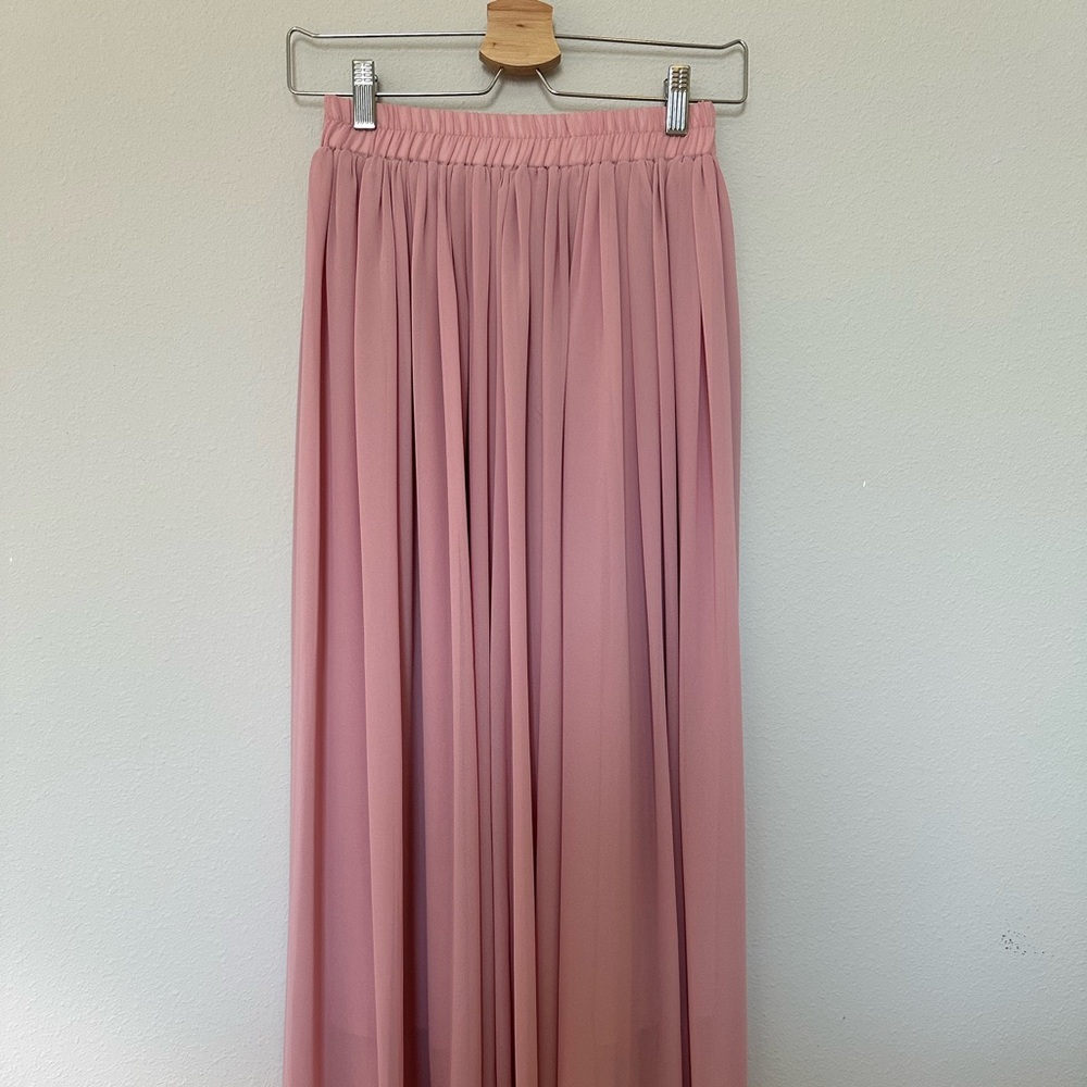 Elegant Pink Maxi Skirt
